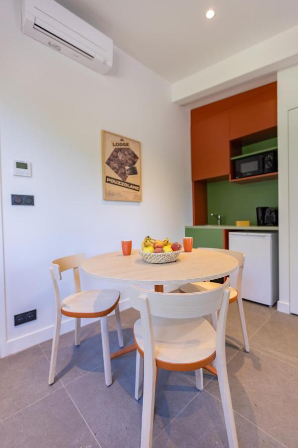 Hotel - Lodges De Lemptegy Saint-Ours  Esterno foto